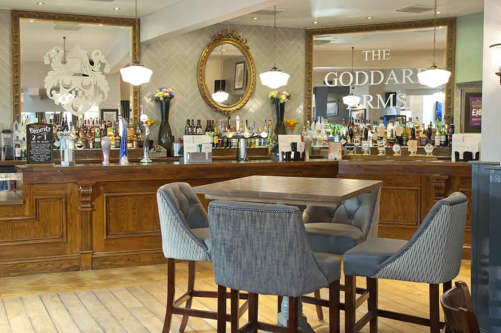 The Goddard Arms Hotell Swindon Eksteriør bilde