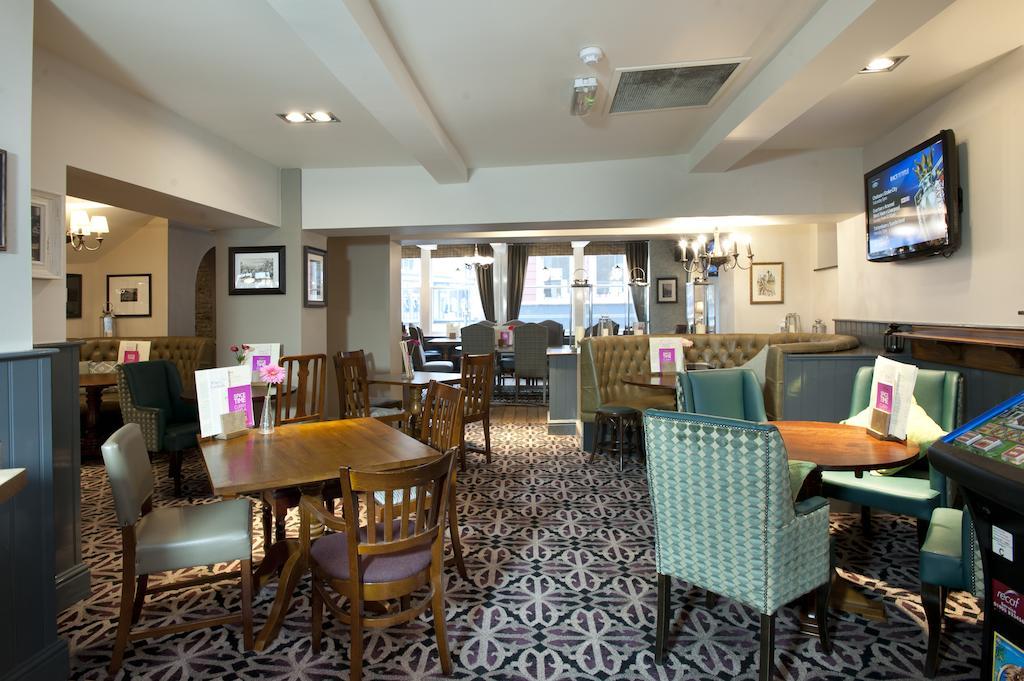 The Goddard Arms Hotell Swindon Eksteriør bilde
