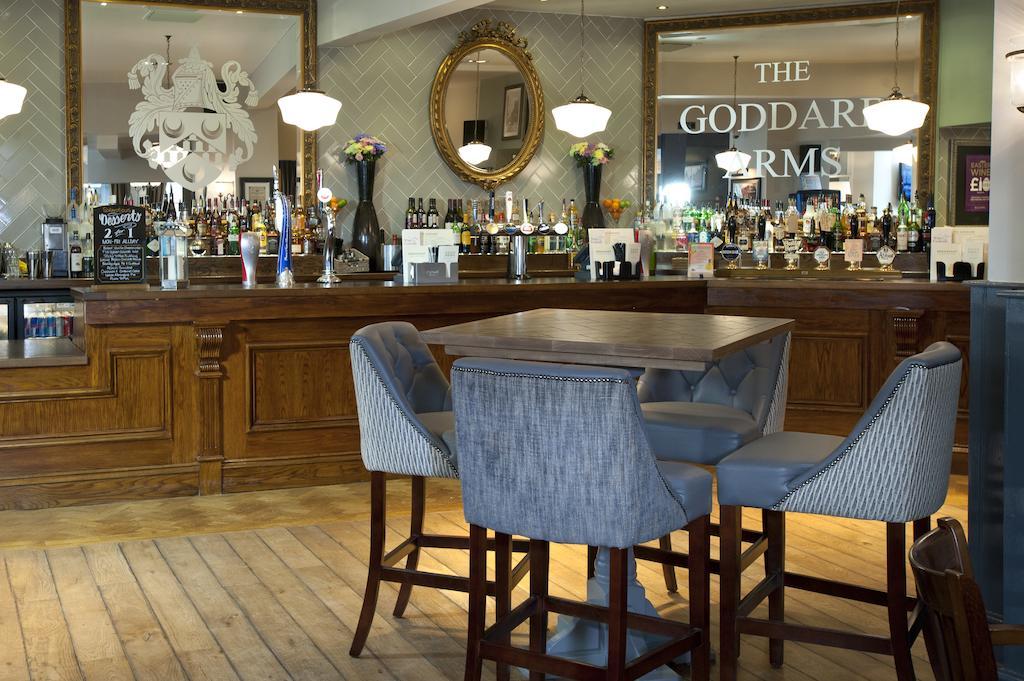 The Goddard Arms Hotell Swindon Eksteriør bilde