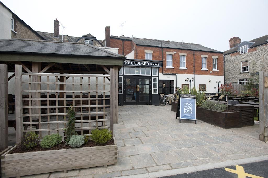 The Goddard Arms Hotell Swindon Eksteriør bilde