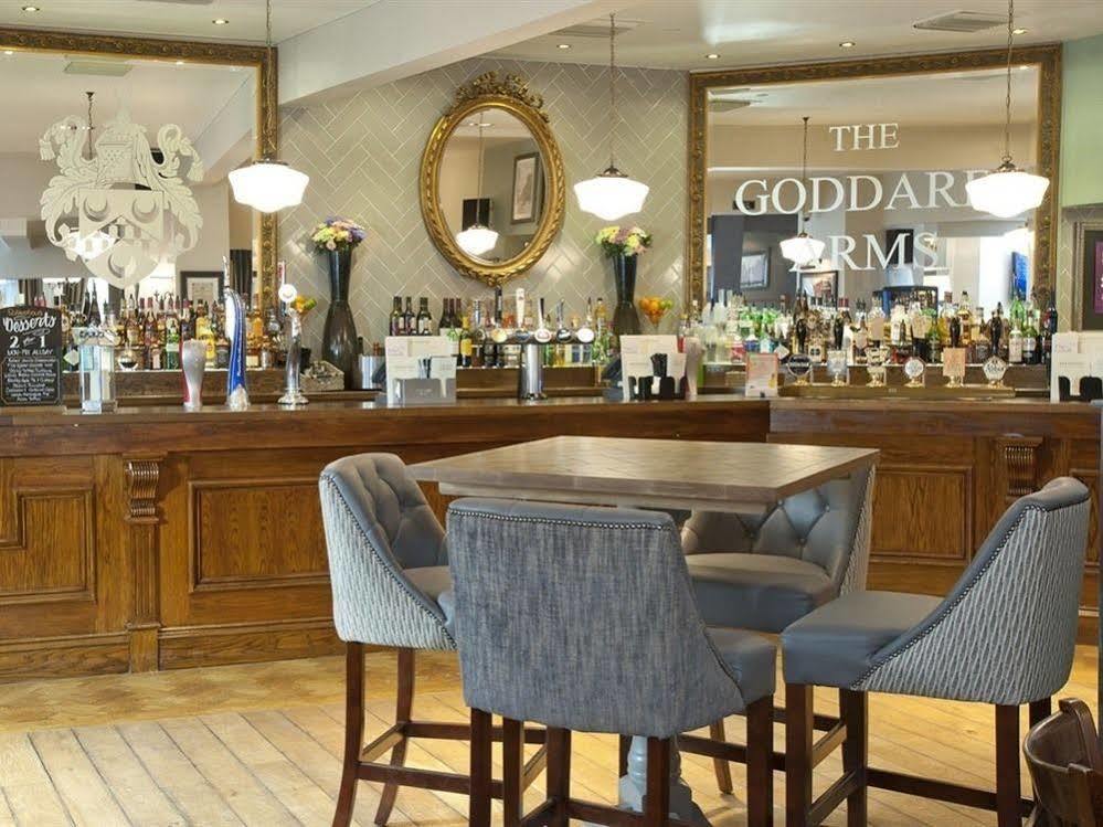 The Goddard Arms Hotell Swindon Eksteriør bilde